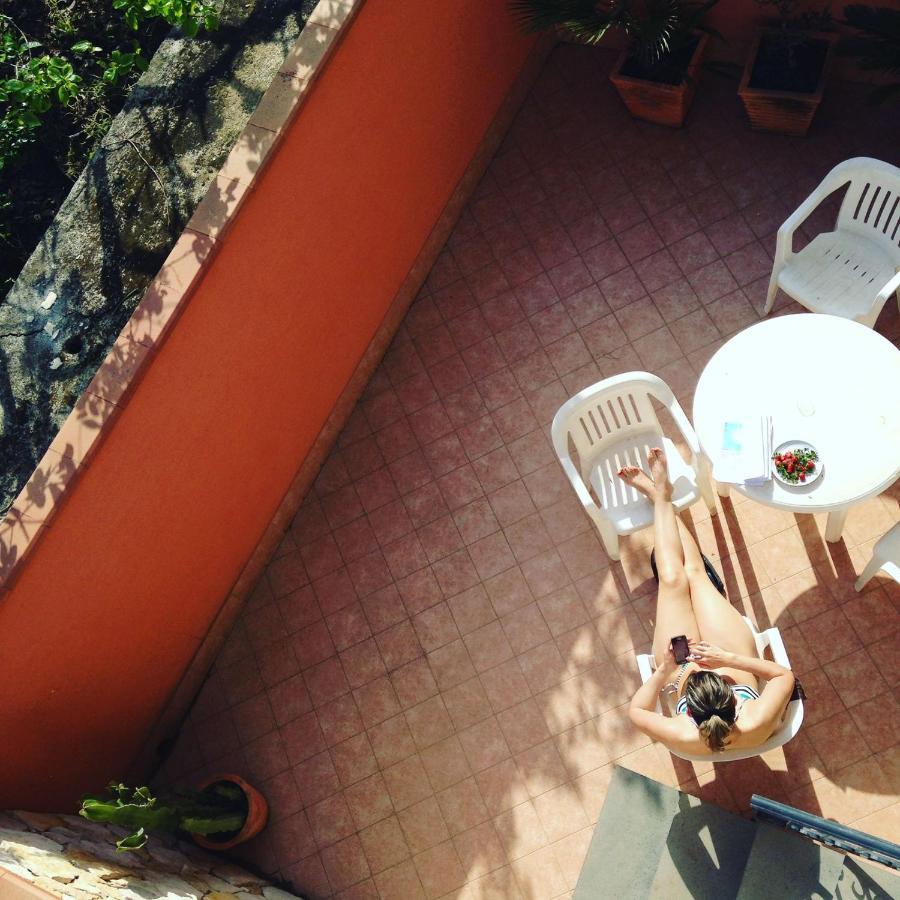 Adriana Casa Vacanze Mare Etna Sicilia Acireale Exterior photo