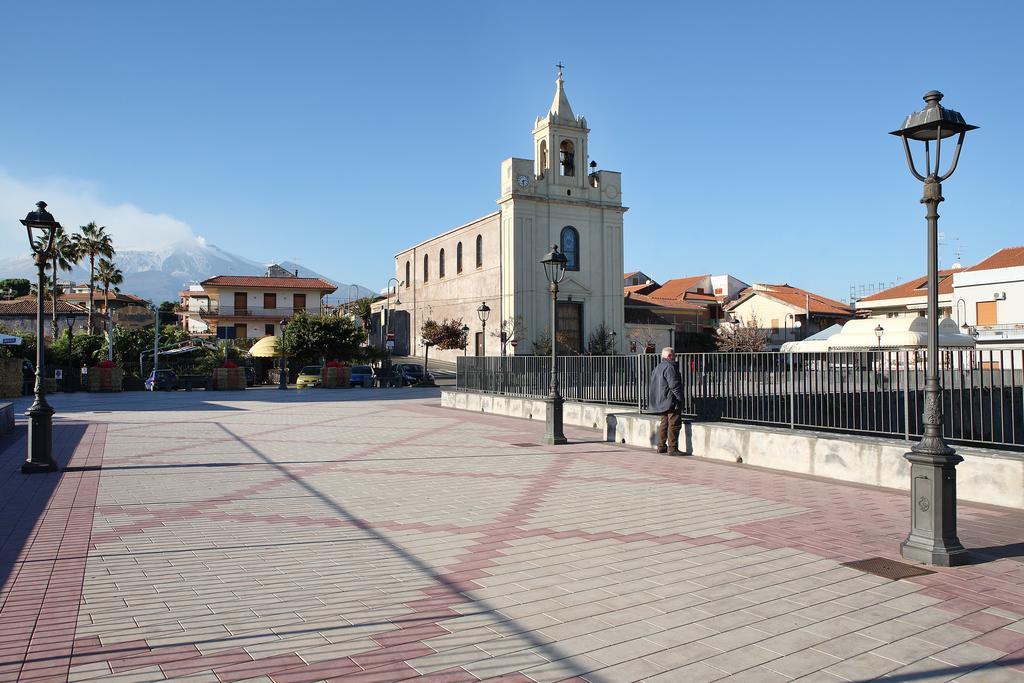 Adriana Casa Vacanze Mare Etna Sicilia Acireale Exterior photo