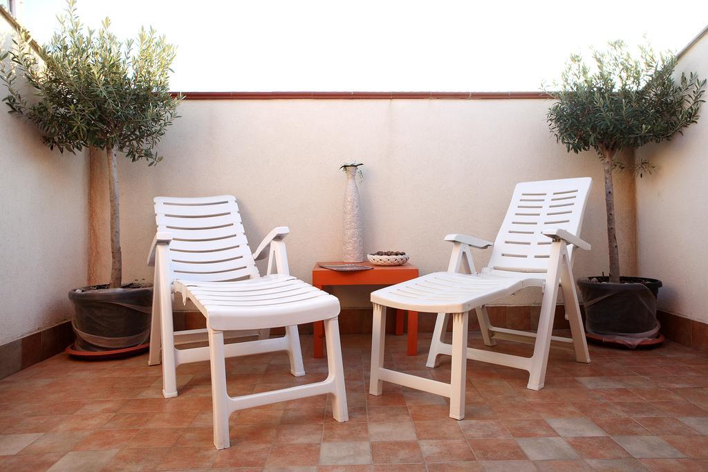 Adriana Casa Vacanze Mare Etna Sicilia Acireale Exterior photo