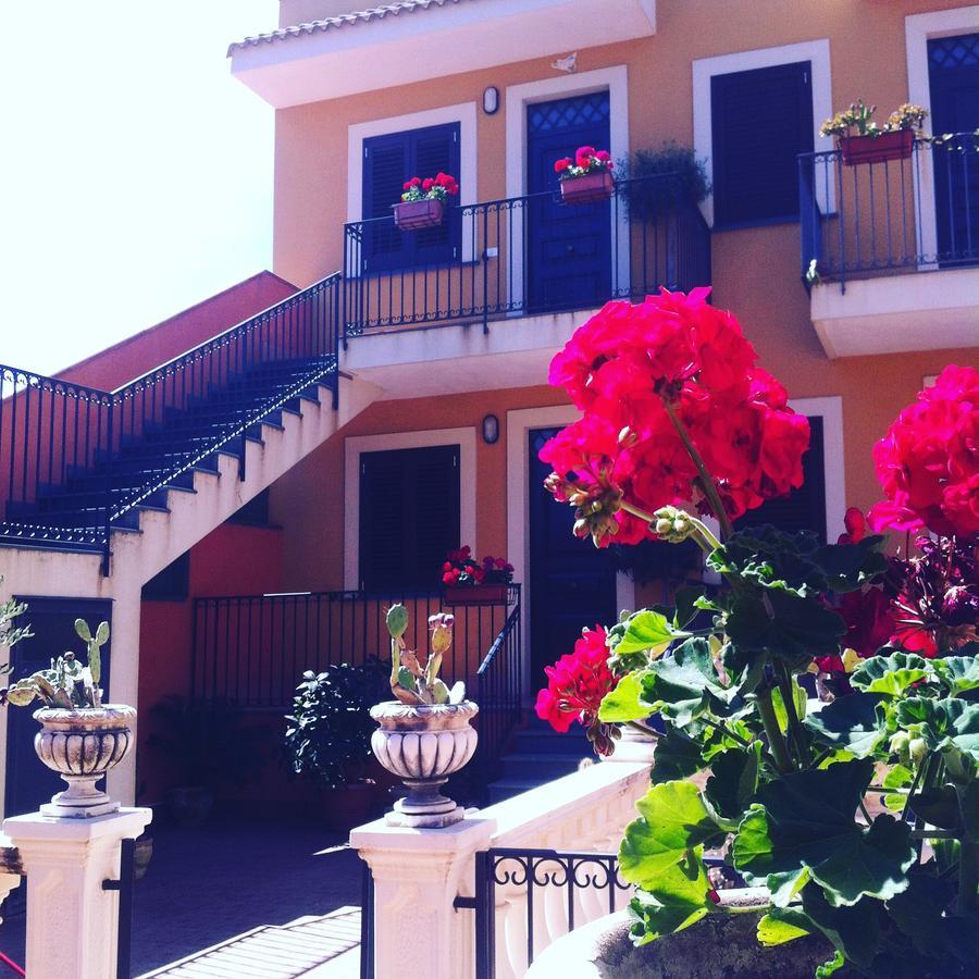 Adriana Casa Vacanze Mare Etna Sicilia Acireale Exterior photo